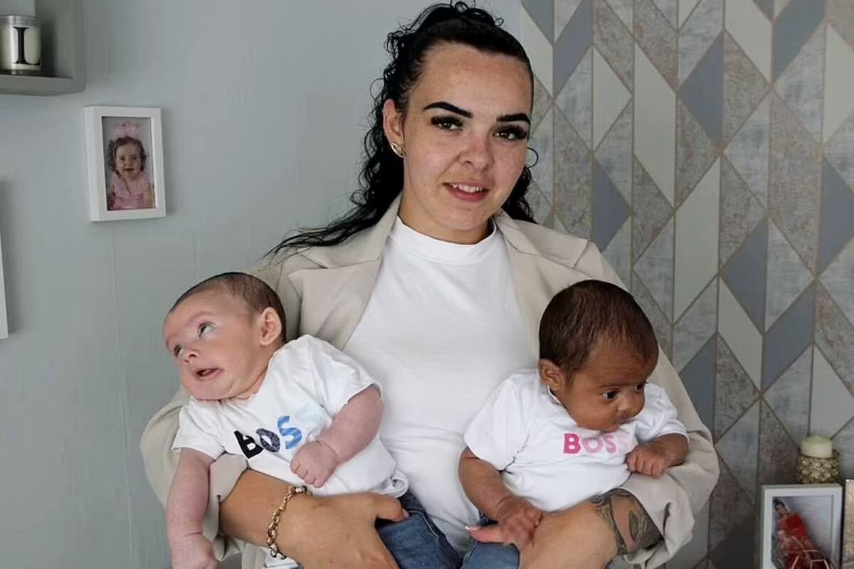 Los médicos aseguran que lo que ocurrió con los mellizos de Chantelle Broughton y su pareja ocurre una vez por cada millón de partos gemelares