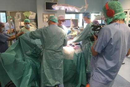 Los médicos realizaron la intervención en junio