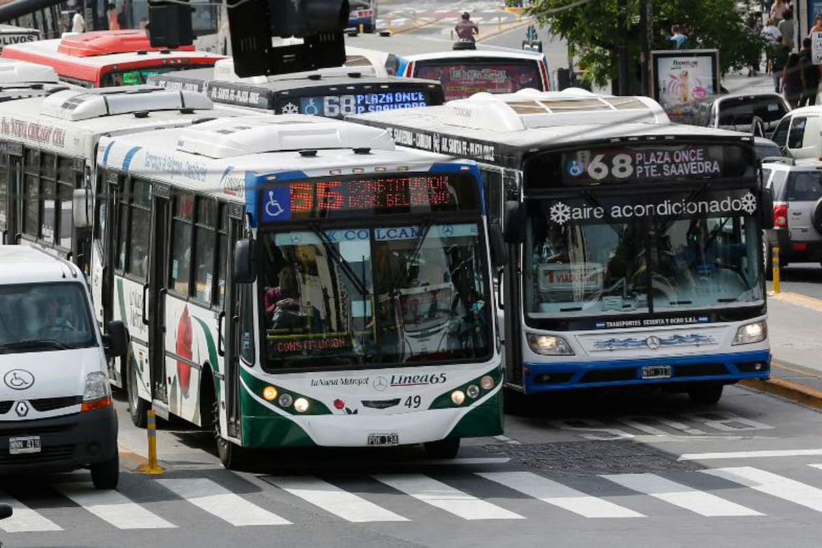 Los medios de transporte funcionarán hasta la medianoche