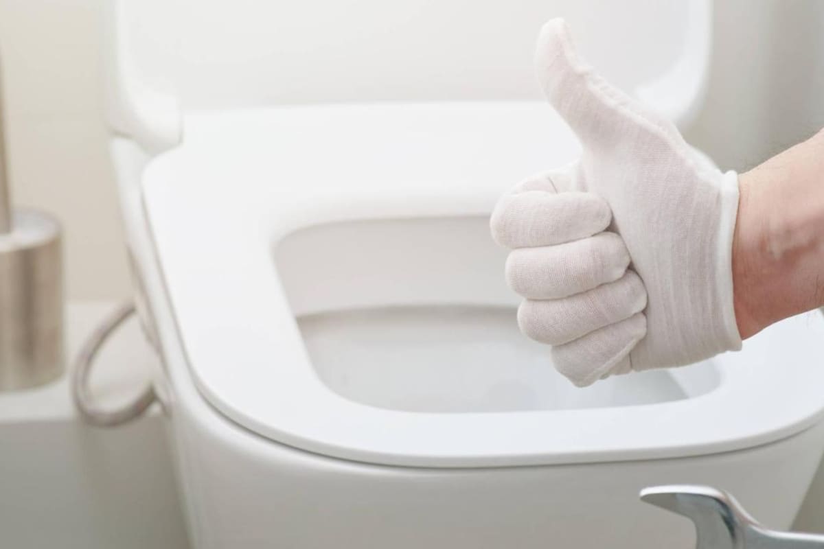 Los mejores consejos para destapar cañerías del baño y otros lugares de la casa