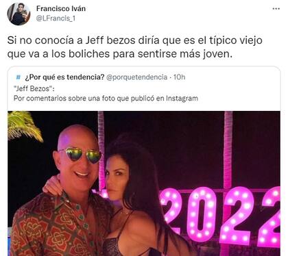 Los mejores memes del excéntrico look de Año Nuevo de Jeff Bezos