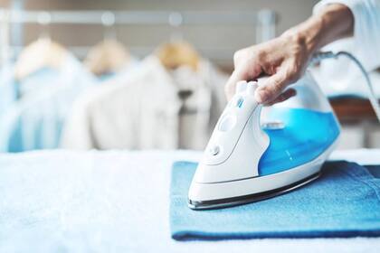 Los mejores trucos para quitar las arrugas de la ropa sin necesidad de usar la plancha