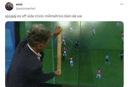 Los memes de los hinchas de Boca por el gol que le anuló el VAR a Cavani en el superclásico ante River