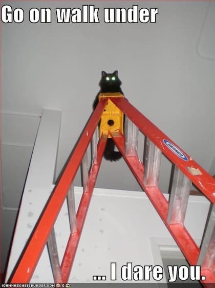 Los memes en el viernes 13 son frecuentes en redes sociales
