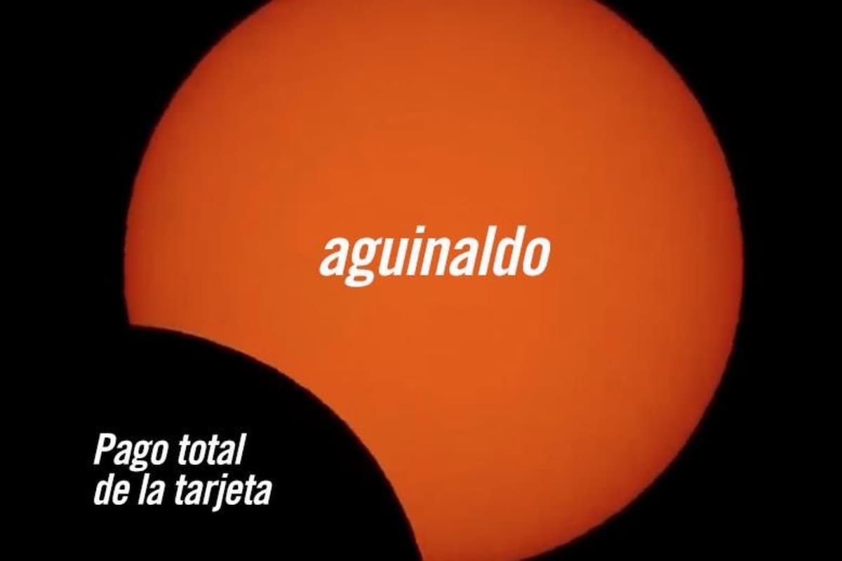 Los memes sobre el eclipse solar que tuvo lugar este lunes colmaron las redes (Twitter)