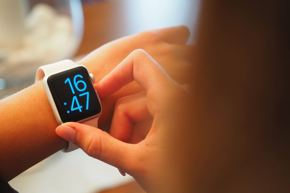 Los mendocinos podrían atrasar una hora los relojes para entrar y salir del trabajo con la luz del día.