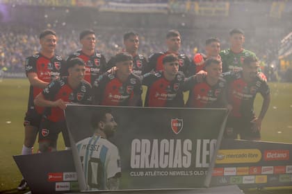 Los mensajes de agradecimiento para Messi se hicieron presentes en el fútbol argentino