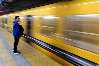 Subte: liberan molinetes en la estación Rosas de la línea B y habrá paro en la E