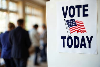 Los migrantes arrestados en Texas fueron acusados de votar ilegalmente en elecciones federales
