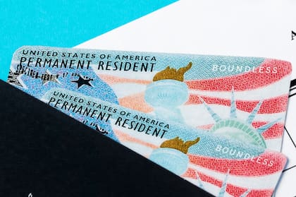 Los migrantes con green card o visa pueden mostrarla al momento de ser detenidos