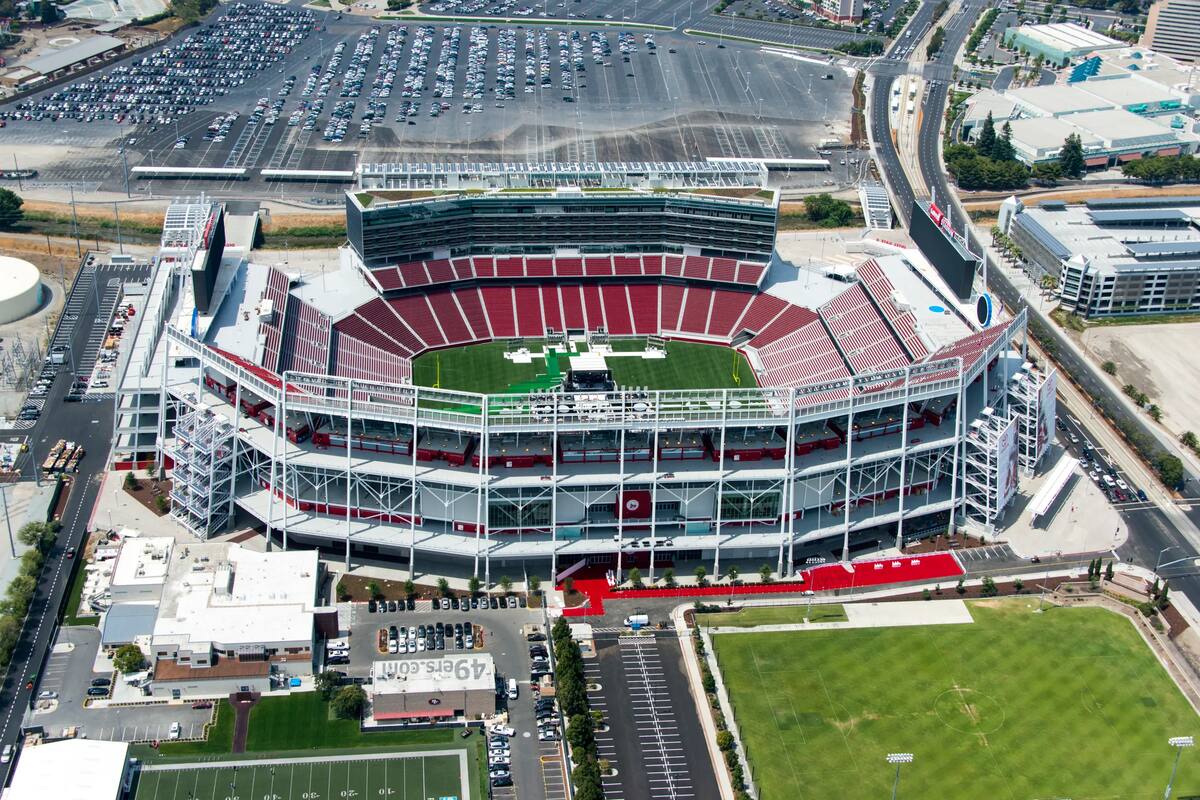 Los migrantes que concurran al Levi's Stadium de California para el Super Bowl LX no estarán protegidos por las políticas santuario