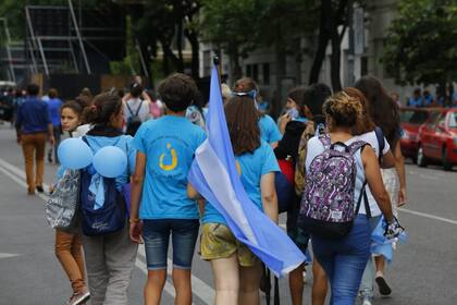 Los militantes pro vida se retiran de la zona del Congreso al enterarse el resultado de la votación