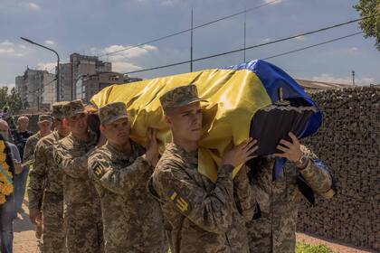Revelan la impactante cifra de soldados muertos y heridos en la guerra en Ucrania - LA NACION