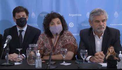 Los ministros Carla Vizzotti y Daniel Filmus, durante el anuncio