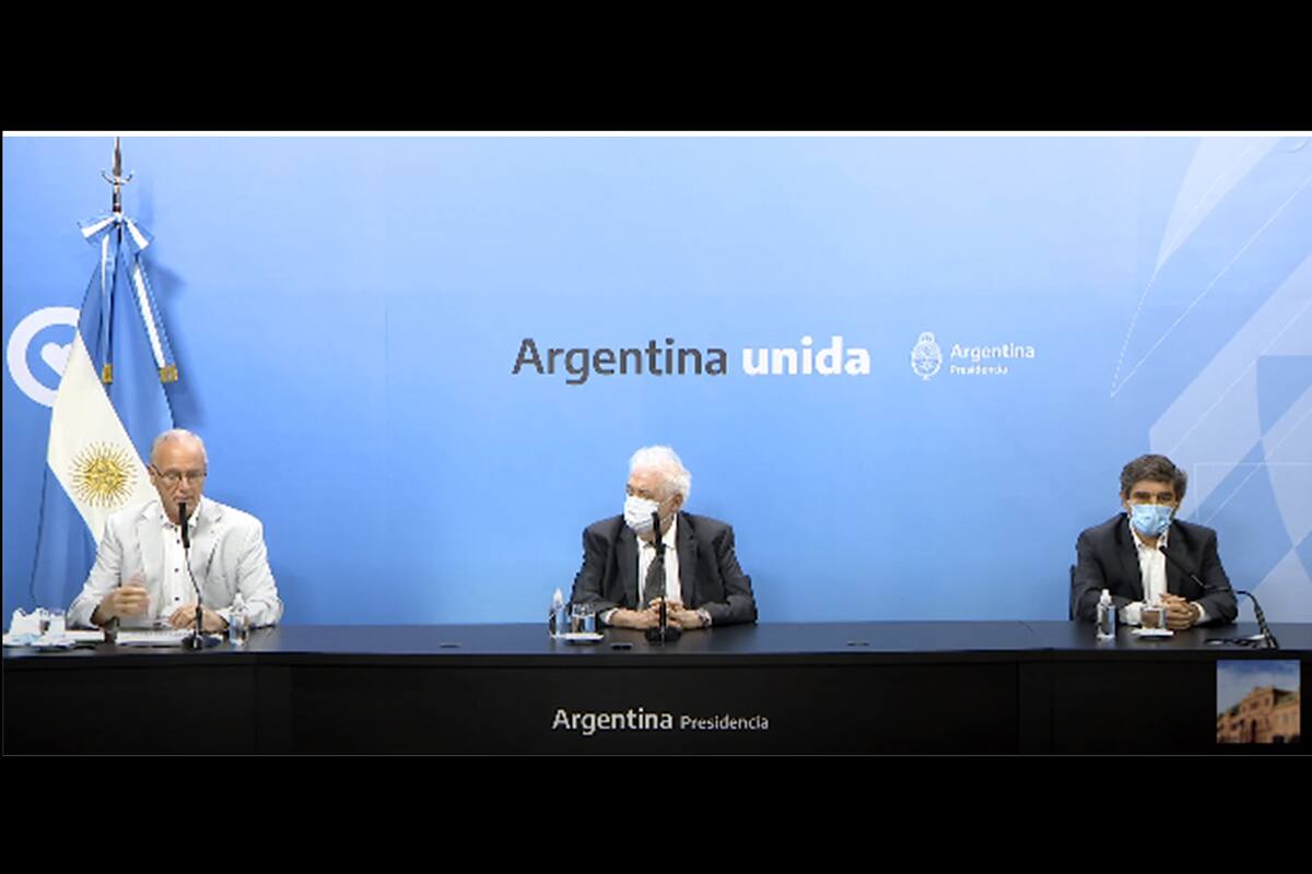 Los ministros de Salud de la Nación, la Provincia y la Ciudad de Buenos Aires brindaron una conferencia de prensa conjunta desde la Casa Rosada tras el aumento de casos de coronavirus