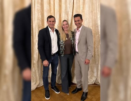 Los misiones Hartfield y Adrián Nuñez con Karina Milei