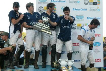 Los Mochitos se coronó bicampeón