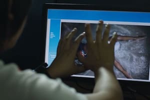 El drama de una argentina que fue moderadora de contenido de Facebook en España
