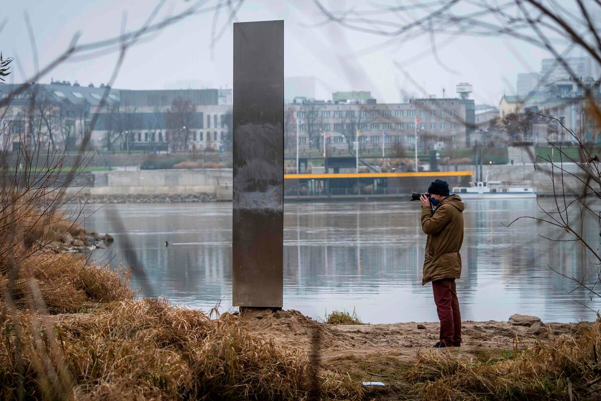 Los monolitos comenzaron a verse hace un mes