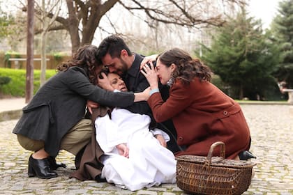 Los Moretti reciben un gran golpe, pero no son los únicos: Trauman fue traicionado y Torcuato se entera de que Bruno en realidad está libre