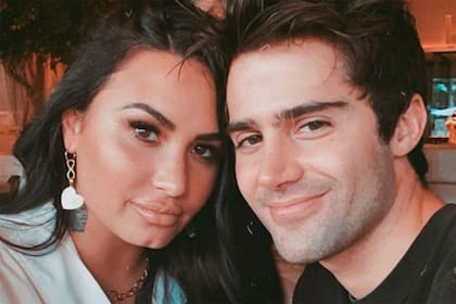 Los motivos por los que Demi Lovato se separó de Max Ehrich, a dos meses de comprometerse