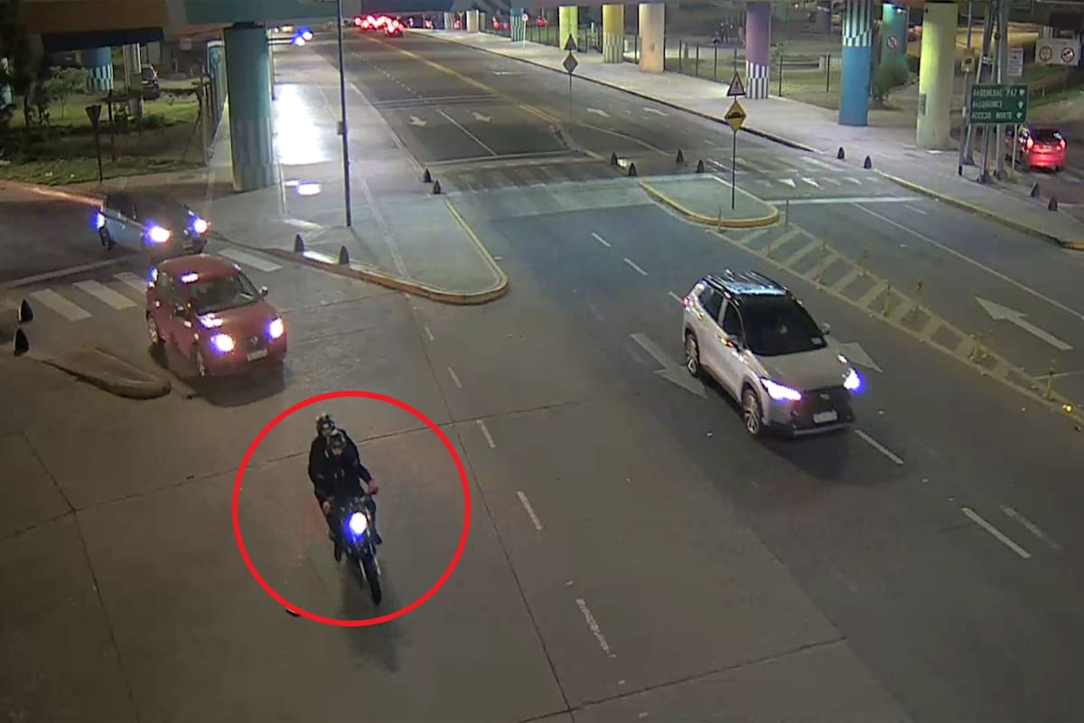 Los motochorros ingresaron desde la ciudad de Buenos Aires por la avenida del Libertador