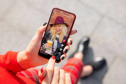 Los nativos digitales parecían dominar el mundo de los influencers... hasta que llegaron los famosos