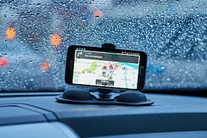 Los neurólogos alertan acerca del uso excesivo de herramientas de manejo guiado por GPS como Google Maps o Waze