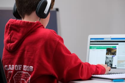 Los niños pueden encontrar en la tecnología un aliado de su desarrollo