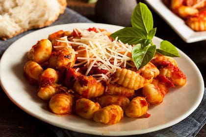 Los ñoquis de papa de la abuela son ideales para comer este domingo 29