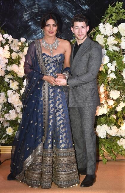 Los novios tuvieron una segunda fiesta de bodas en la India; la actriz lució un diseño exclusivo del diseñador Sabyasachi