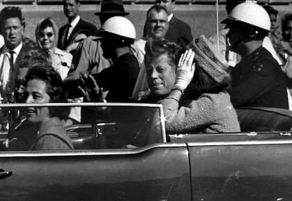 Los nuevos documentos desclasificados ofrecen un vistazo profundo a las operaciones encubiertas de la CIA durante la Guerra Fría, pero no resuelven el misterio del asesinato de Kennedy