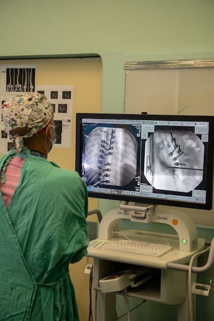 Los nuevos equipos incorporados al Garrahan generan imágenes digitales de alta definición que facilitan la toma de decisiones durante procedimientos de alta complejidad