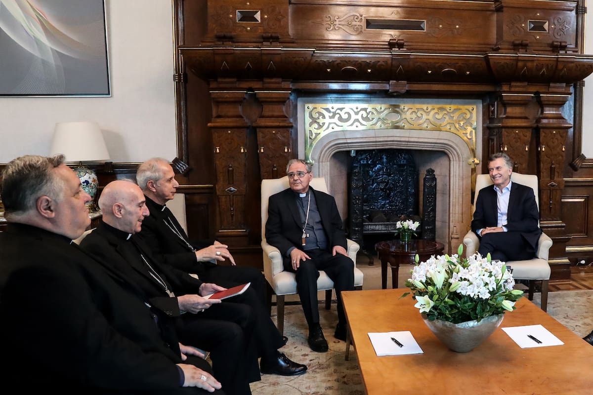 Los obispos también escucharon los planteos institucionales del Gobierno