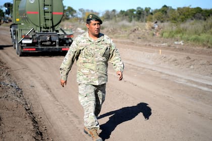 Los oficiales del Ejercito Argentino en Rosario en mayo del año pasado.