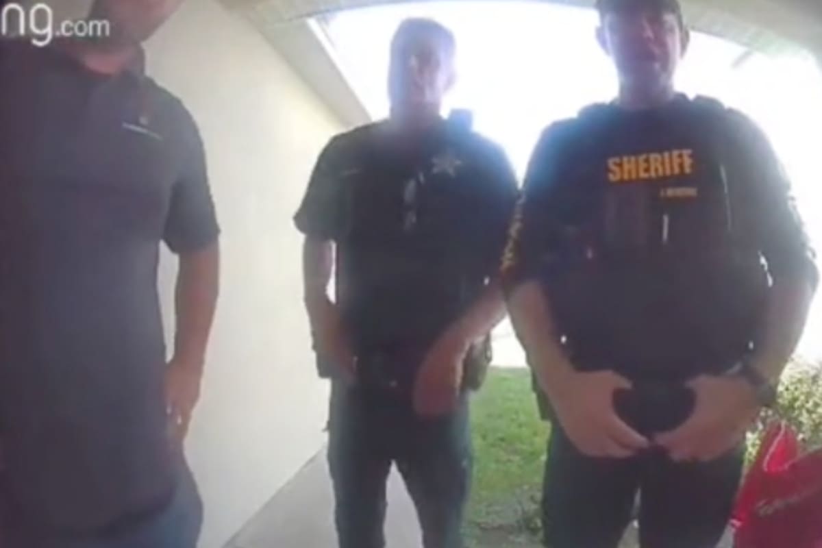 Los oficiales se confundieron de casa y le hicieron pasar un mal momento a una mujer de Florida