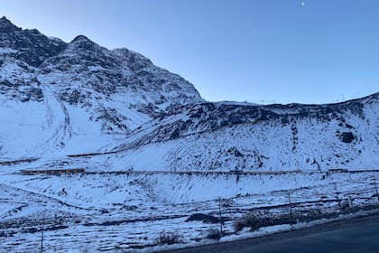 Los ojos están puestos en cómo será el invierno en la zona montañosa mendocina, hoy cubierta de nieve