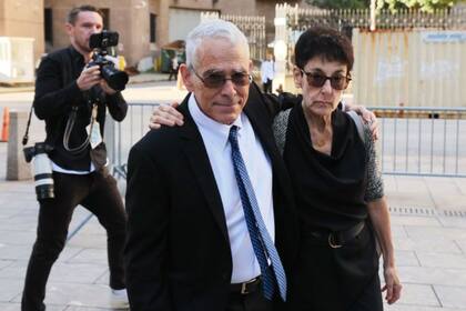 Los padres de Bankman-Fried fueron vistos llegando al juicio en Nueva York