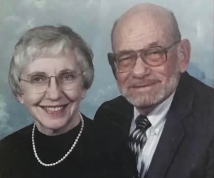 Los padres de Carol Hover (Foto: Facebook.com/carol.hover.58)