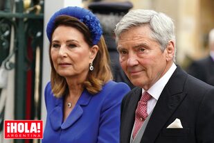 Los padres de la princesa de Gales venden el negocio que los posicionó en la élite social inglesa. Aquí los vemos en la abadía de Westminster, donde acompañaron a Carlos III y Camilla en su coronación.