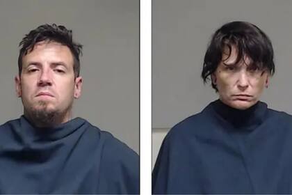 Los padres del niño, llamado Micah, fueron encarcelados por la manipulación del cadáver del niño y se investiga si ellos lo mataron o si murió de muerte súbita, como señala la pareja