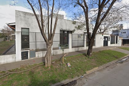 Los padres denuncian que los abusos habrían sido cometidos por dos docentes de la institución