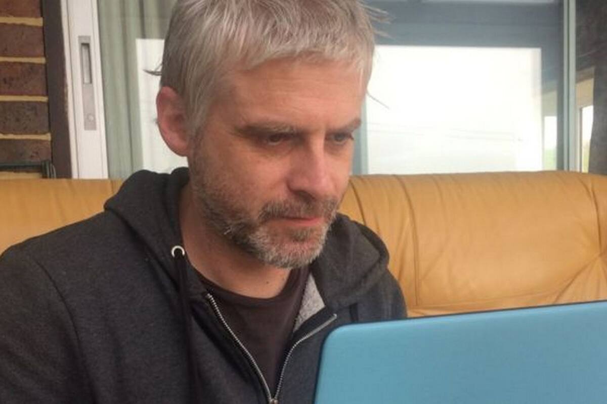 "Los pagos pueden ser de apenas US$5, más el costo del producto que se promociona", le contó Ian a la BBC