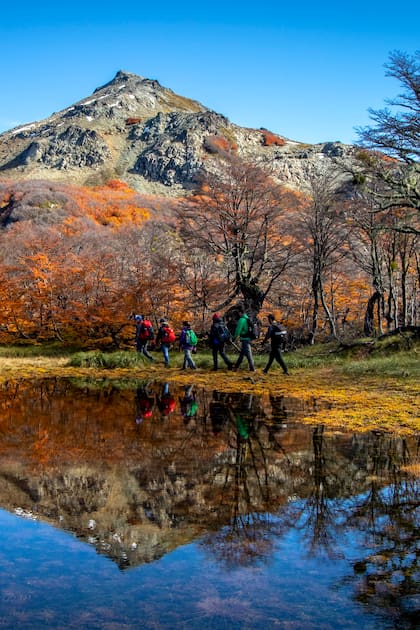 Los paisajes de San Marín de los Andes teñidos de ocres, naranjas y rojos, típicos del otoño