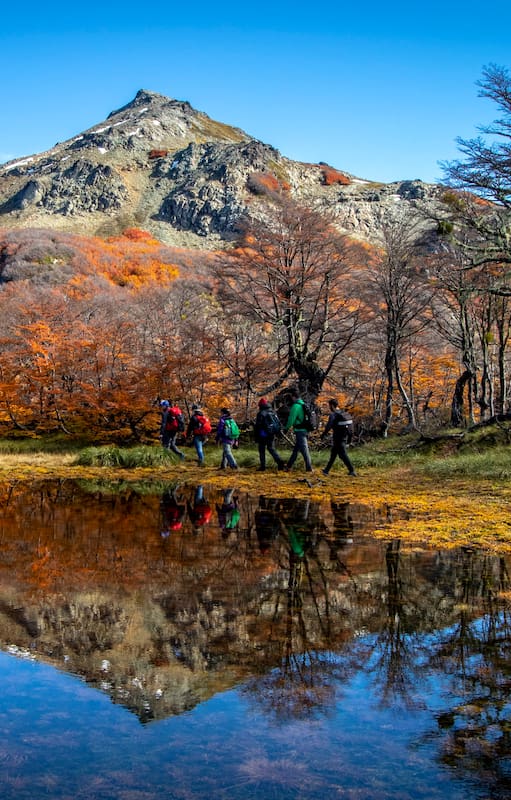 Los paisajes de San Marín de los Andes teñidos de ocres, naranjas y rojos, típicos del otoño