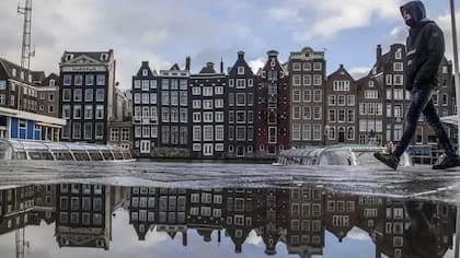Los Países Bajos son pioneros en desarrollos basados en el agua, ya que se trata de un país de baja altitud que tuvo que trabajar junto al mar durante siglos