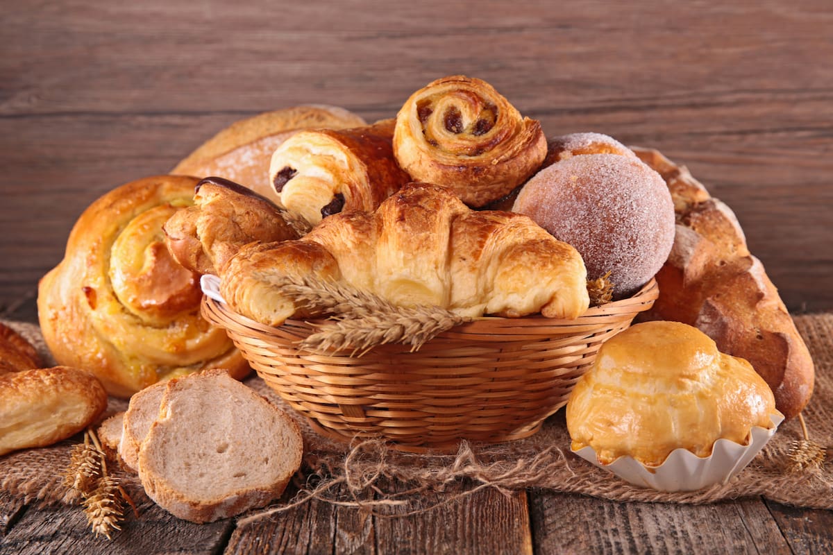 Los panaderos bonaerenses analizan dejar de elaborar facturas por la caída de las ventas
