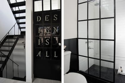 Los paños de la puerta, pintados sirvieron para estampar una declaración de principios.