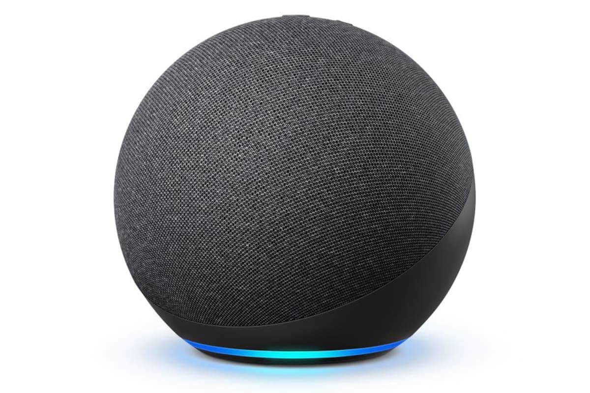 Los parlantes Echo permiten interactuar con el asistente digital de Amazon, llamado Alexa