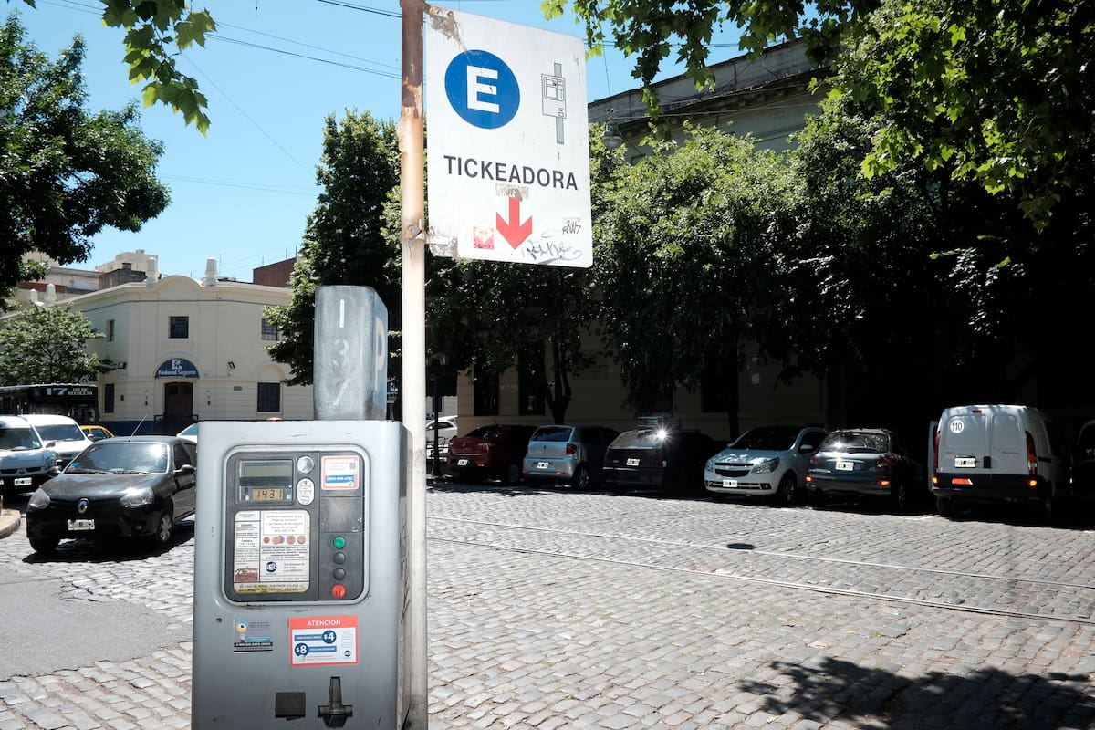 Los parquímetros serán reemplazados si avanza un nuevo proyecto de estacionamiento medido